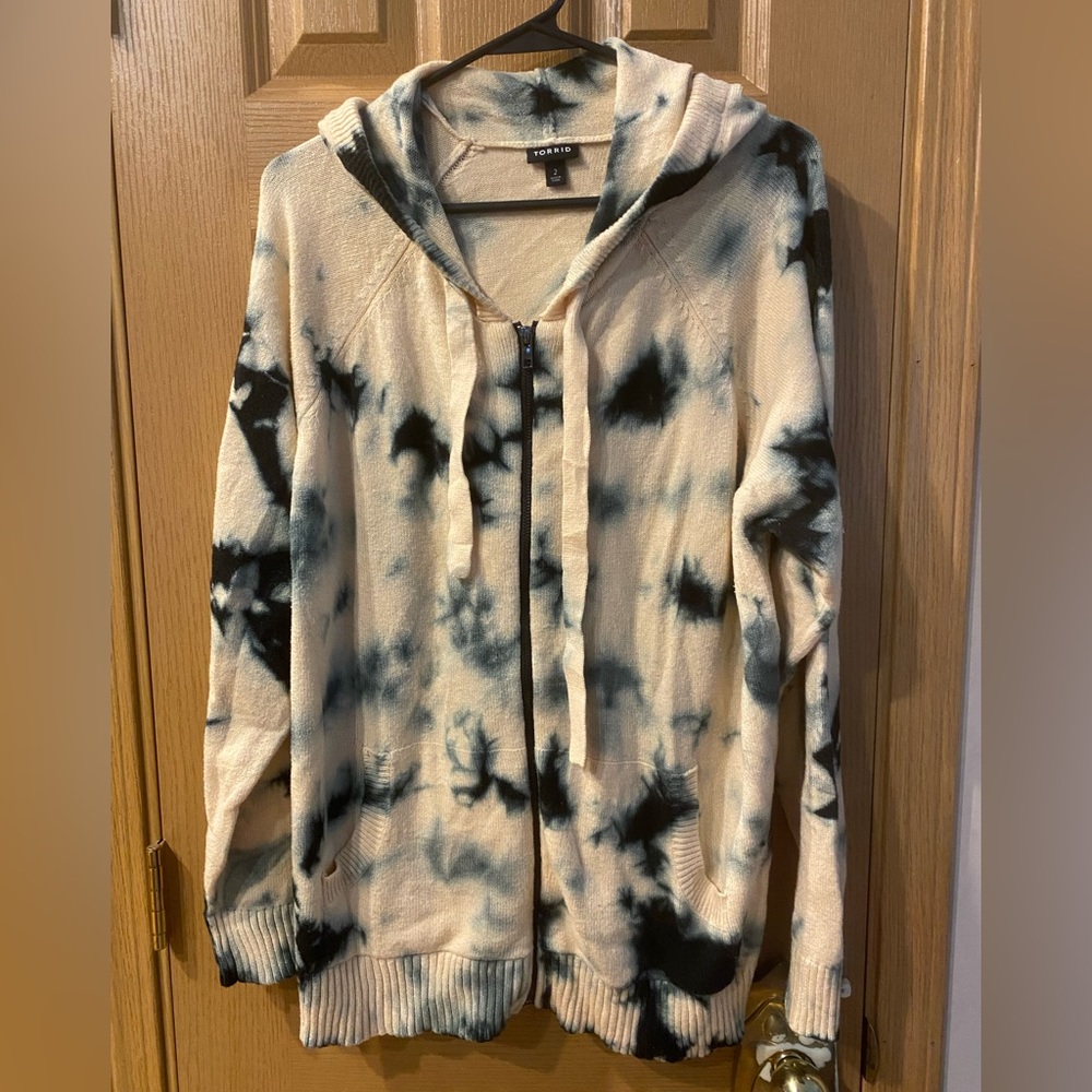2X Torrid Plush Cardigan Hooded Raglan Sweater
